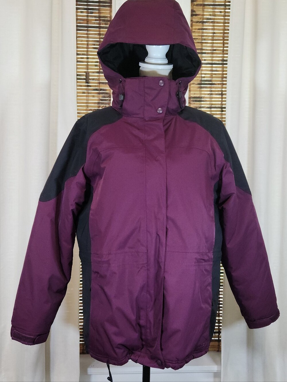 L.L. Bean Women's Size Large Winter Hooded Parka Coat Jacket Purple Berry Black
